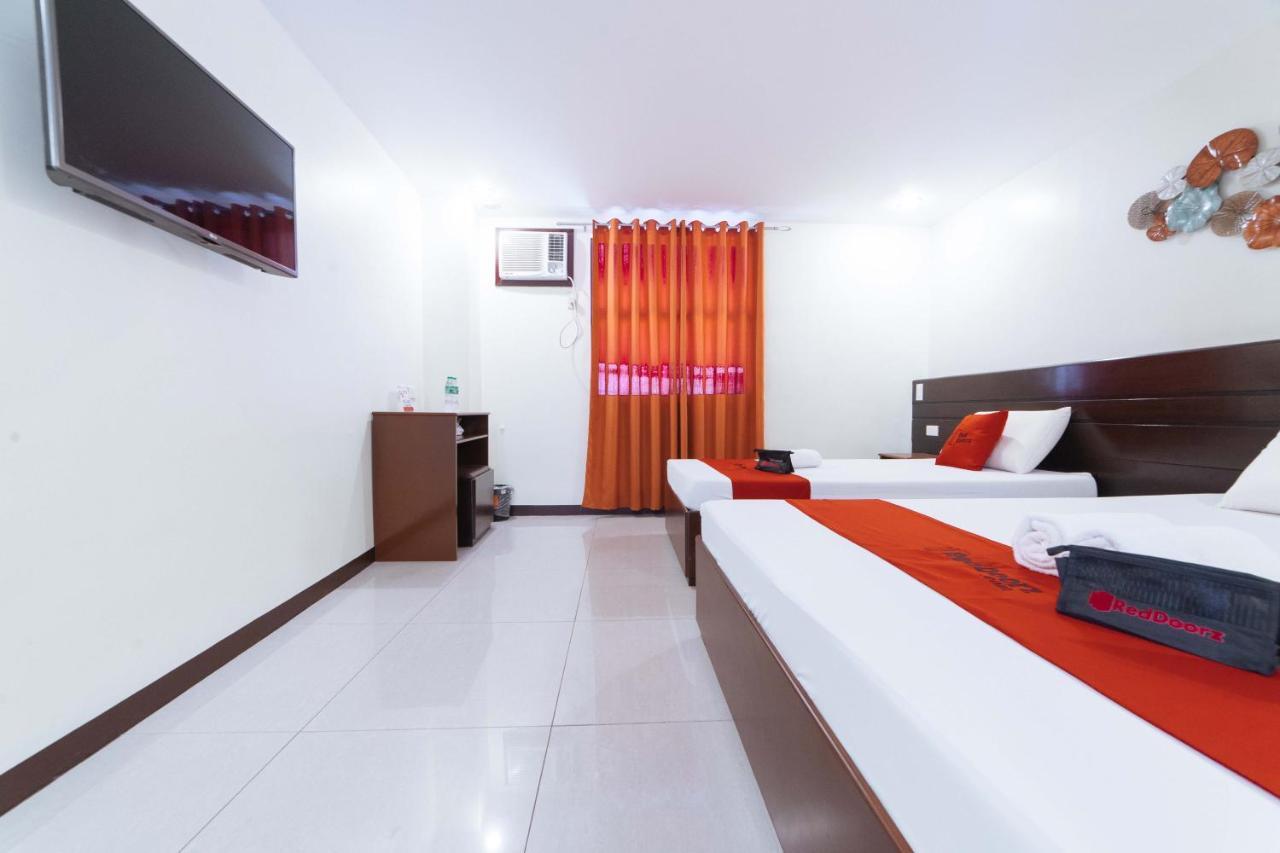 Reddoorz Near Victoria Mall Davao Exterior photo
